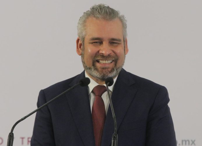 Presupuesto del 2022 impulsará desarrollo y bienestar de la gente: Bedolla