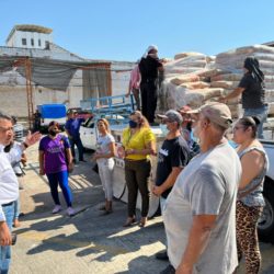 Gobierno de JLCL entrega apoyos para mejorar vivienda