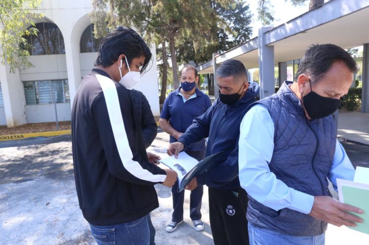 SFA mantiene abiertos módulos para reemplacamiento