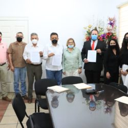 Se firma un convenio para atender la salud mental y adicciones, en Apatzingán
