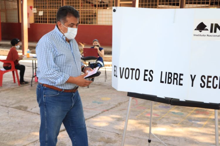 Consulta de Revocación de Mandato fortalece la democracia: José Luis Cruz Lucatero.