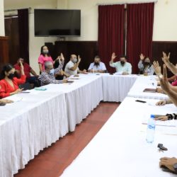 Eliseo Villagrana y Maricruz Campos, condecorados 