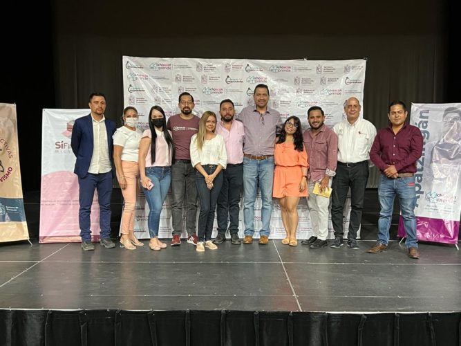 200 alumnos asisten a ciclo de conferencias "Michoacán Emprende"