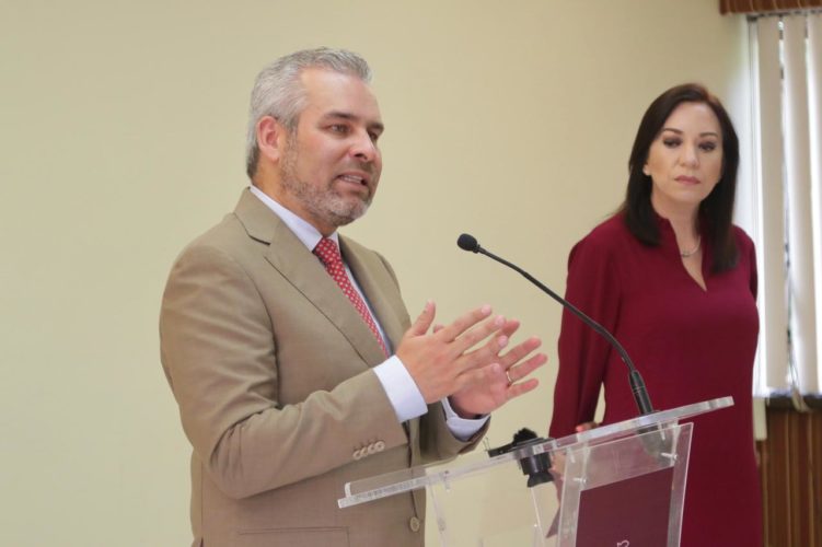 Con examen Ceneval se frena corrupción en normales: Bedolla*