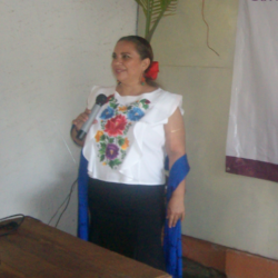 Capacitan a personal del sector salud