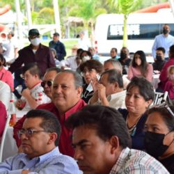 Maestros levantan plantón y se van de vacaciones