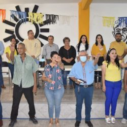 Renuevan Consejo Municipal del PRD