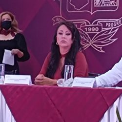 "Nosostros no somos patrones de nadie; el pueblo es patrón de nosostros": Verónica Castellanos